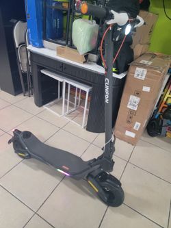 Rs500 Electric Scooter 25mph 1200w peak