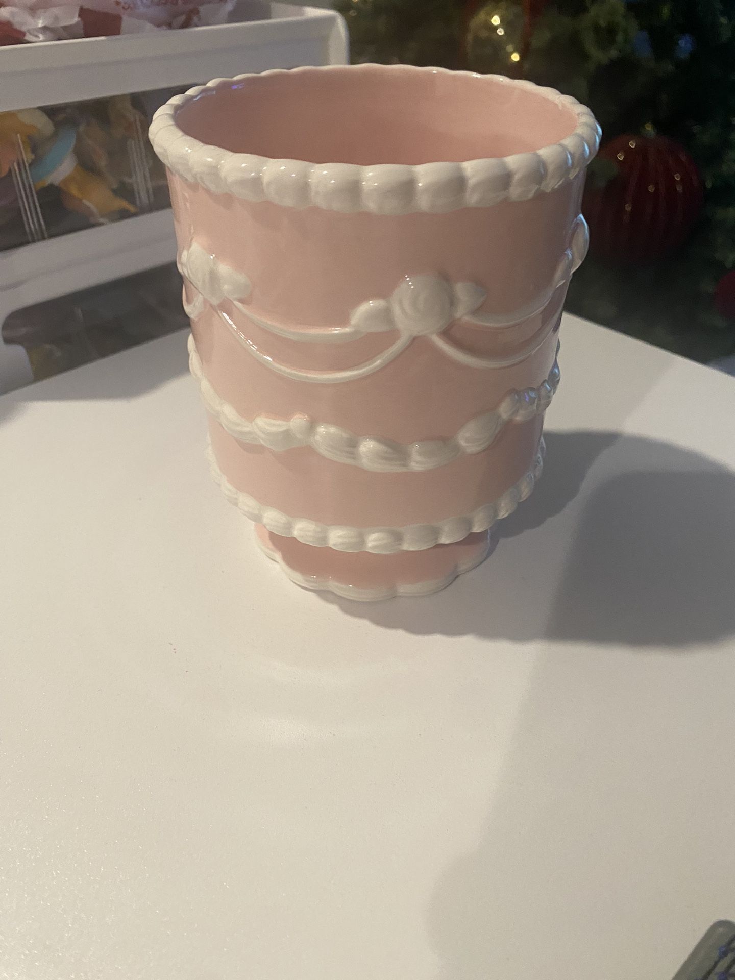 cake makeup brush holder 