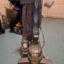 Kirby Vacuum Cleaner 