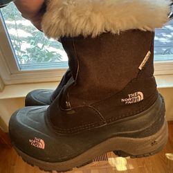 North face  Girls Size 2