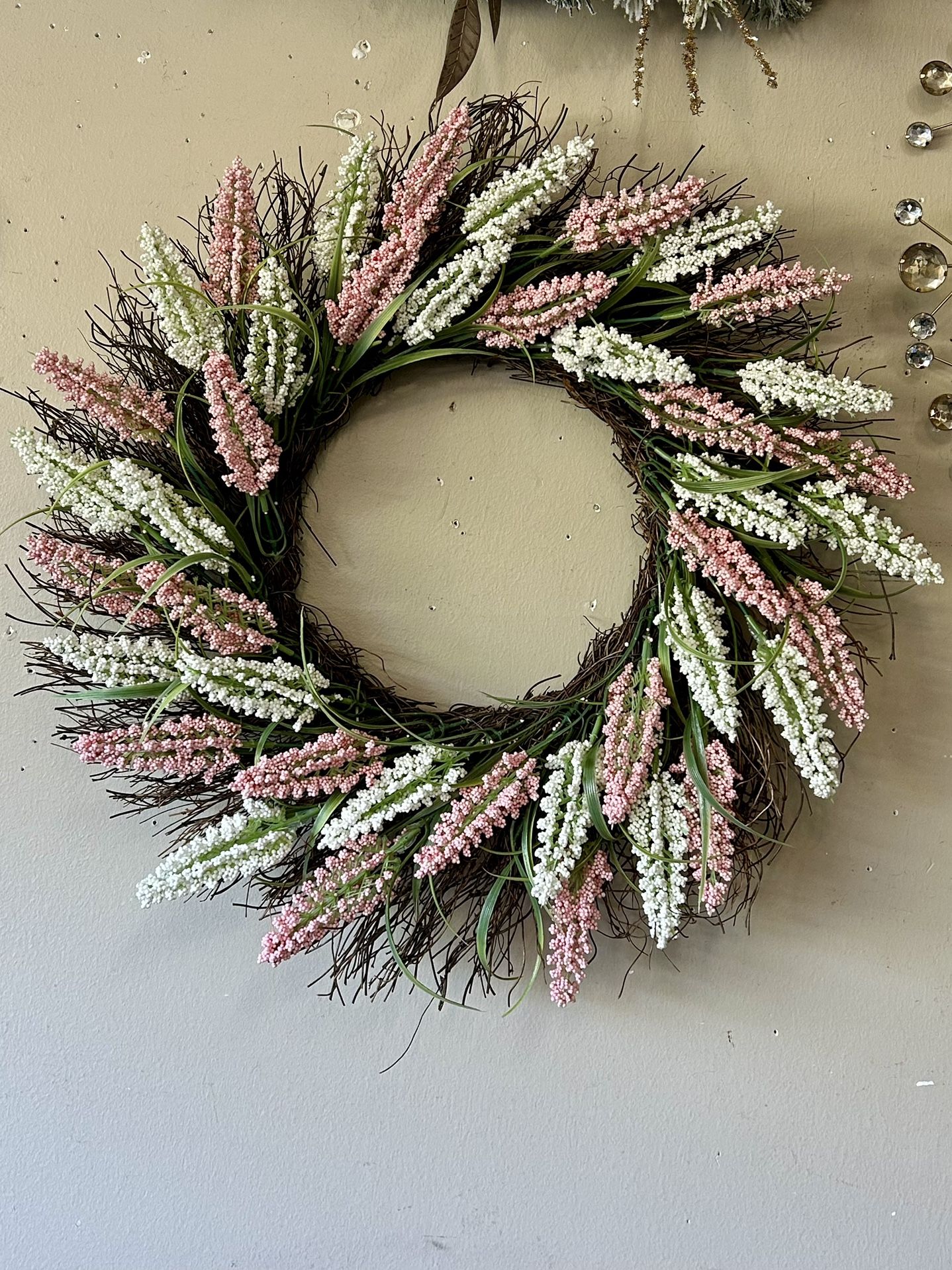 Beautiful Wreath! 22”