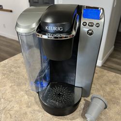Keurig B70 Platinum Brewing System Coffee Machine