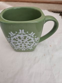 Starbucks snowflake mug