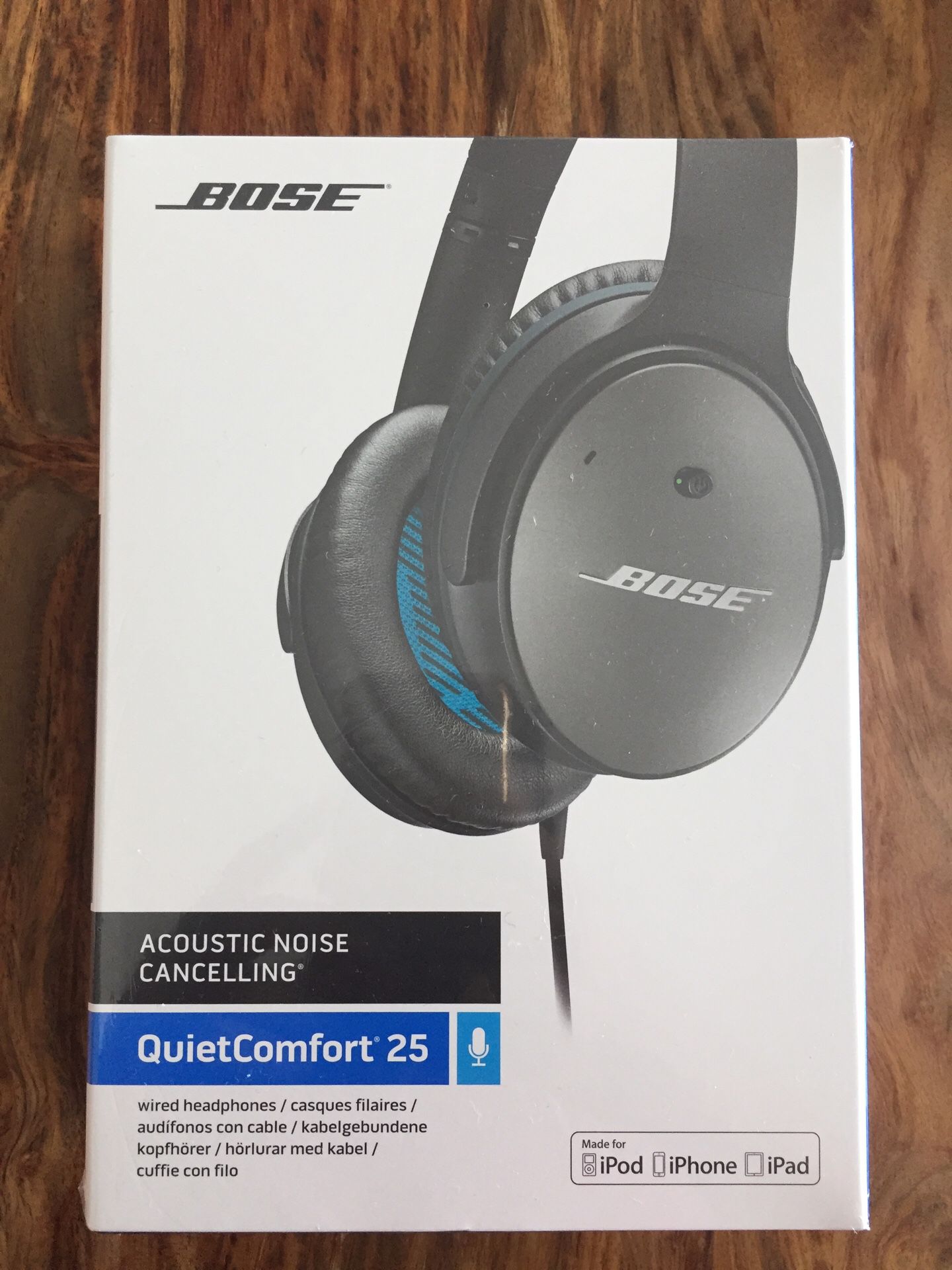 lede efter vi dart Bose QuietComfort 25 - Wired Noise Cancelling over ear headphones for Sale  in New York, NY - OfferUp