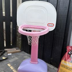 Little Tikes Adjustable Basketball Hoop