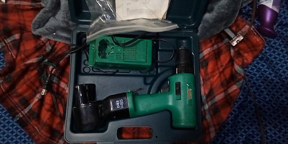 Hitachi Cordless Driver Drill