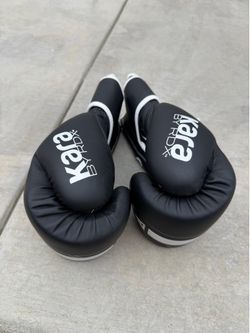 RDX 12oz Boxing/Muay Thai Gloves
