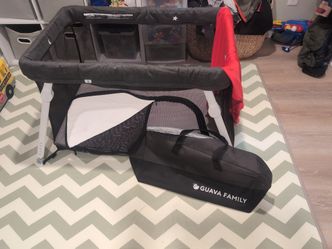 Guava Family portable crib