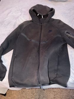 Black Nike Tech Medium