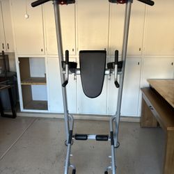 Hoist Fitness Tree Like New