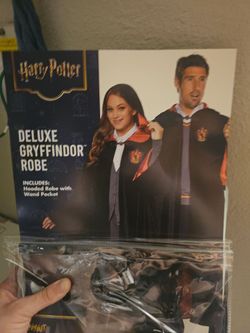 Harry Potter Deluxe Gryffindor Robe Costume
