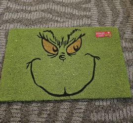 Grinch Outdoor Mat, 18x28 Inches The Grinch Christmas decoration NEW

I have 2, Both New
$20 ea h Firm

I have other Christmas Decors, Garland, Christ