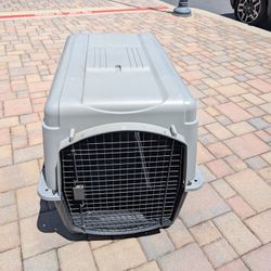 Petmate XL dog kennel 