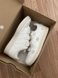 Hello Kitty Adidas