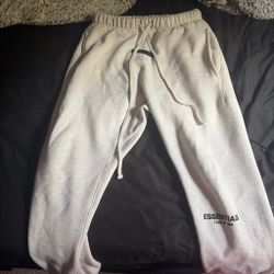 Essential sweatpants