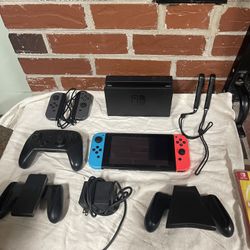 Nintendo Switch 