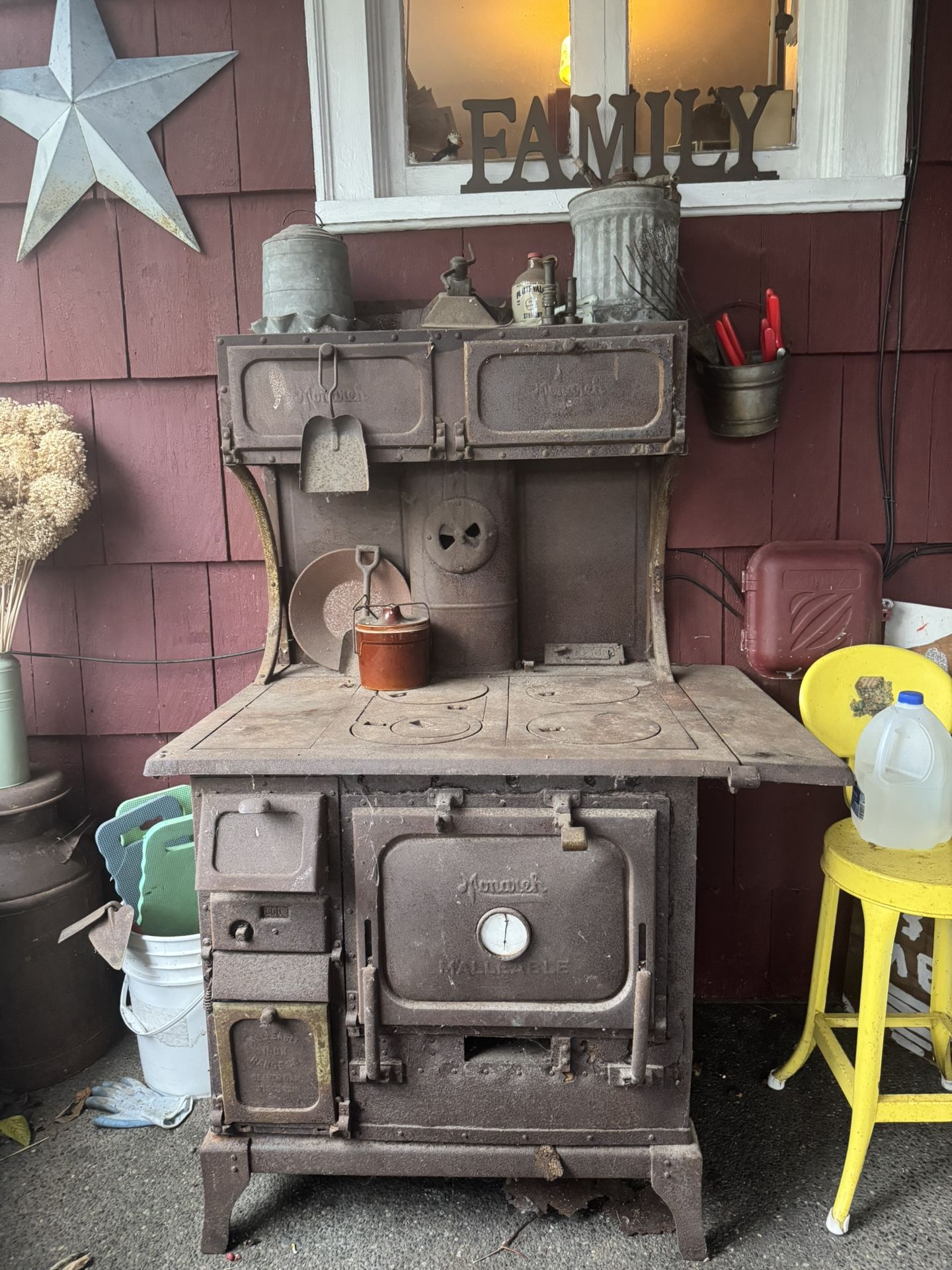 Antique Cast Iron Stove
