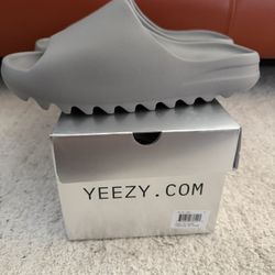 ys-01 yeezy slides grey size 7
