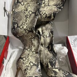 New Guess Boots Above The Knee 