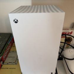 White Xbox Series X