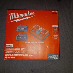 Milwaukee M18 Redlithium Forge XC8.0 Dual Battery Starter Kit