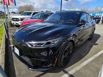 2025 Ford Mustang Mach-E