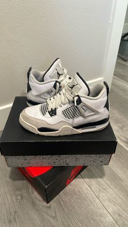 Jordan 4 Retro Military Black (GS) Size 5 Y