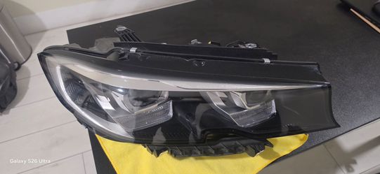 OEM Right LED Headlight Assembly for2020 BMW330i (G20). Genuine OEM headlight. Right (Passenger)