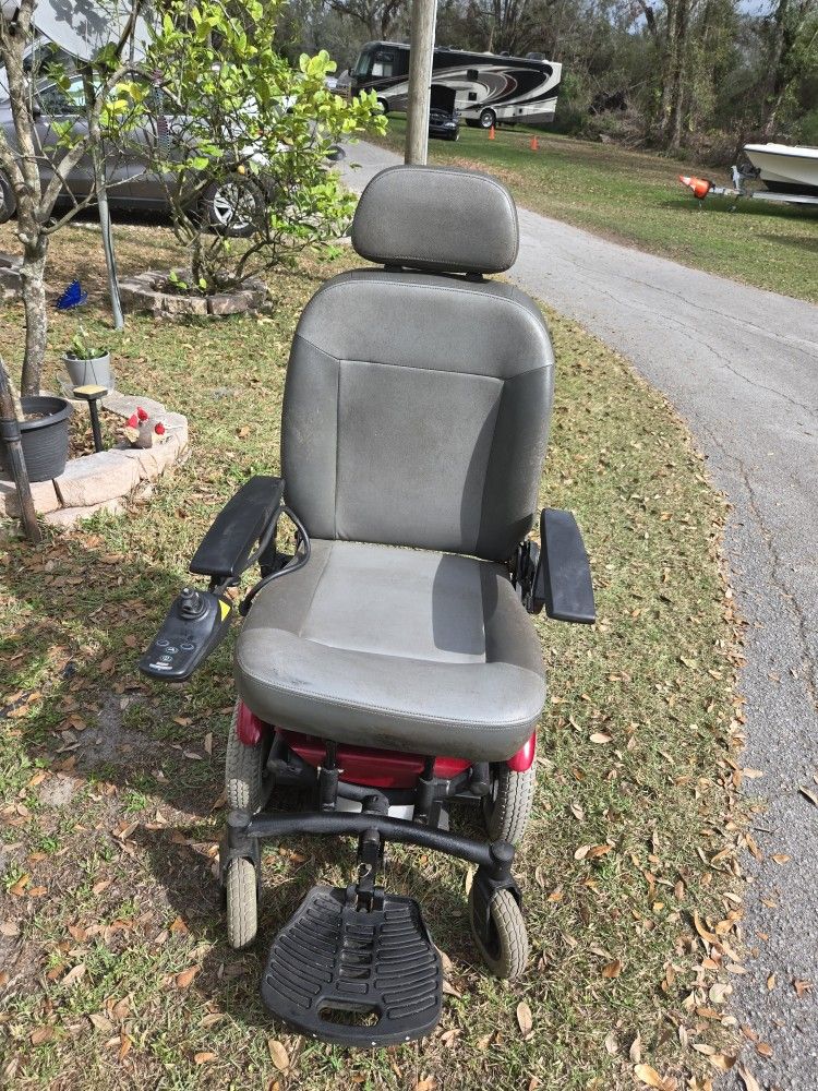 Runner Motorized Wheelchair