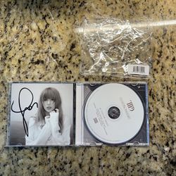 Taylor Swift Tortured Poets Department CD The Manuscript With Hand Signed Photo