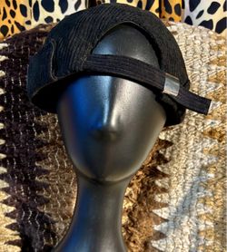 Brimless cap