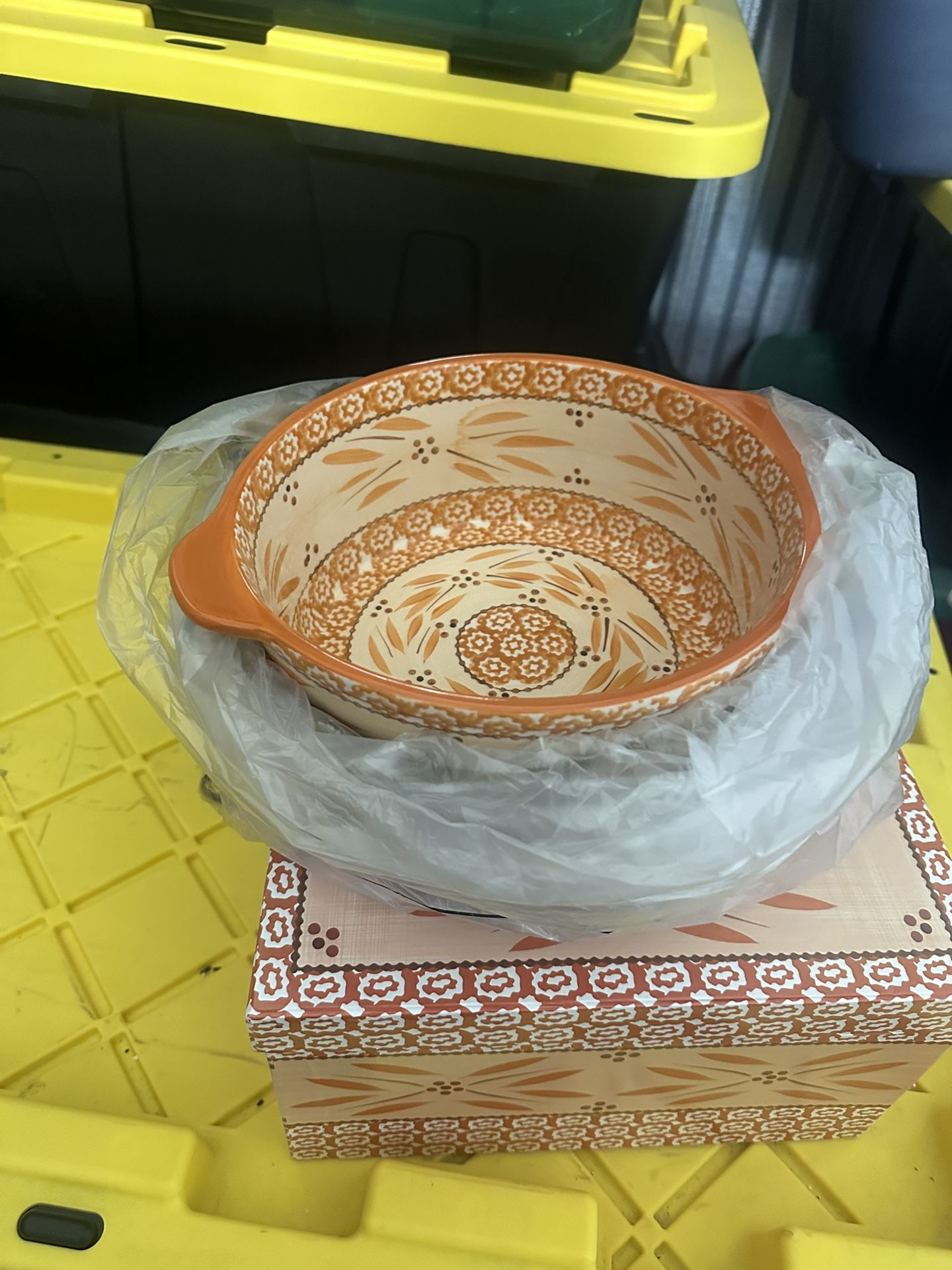 Temp-tations Old World Orange Casserole Dish