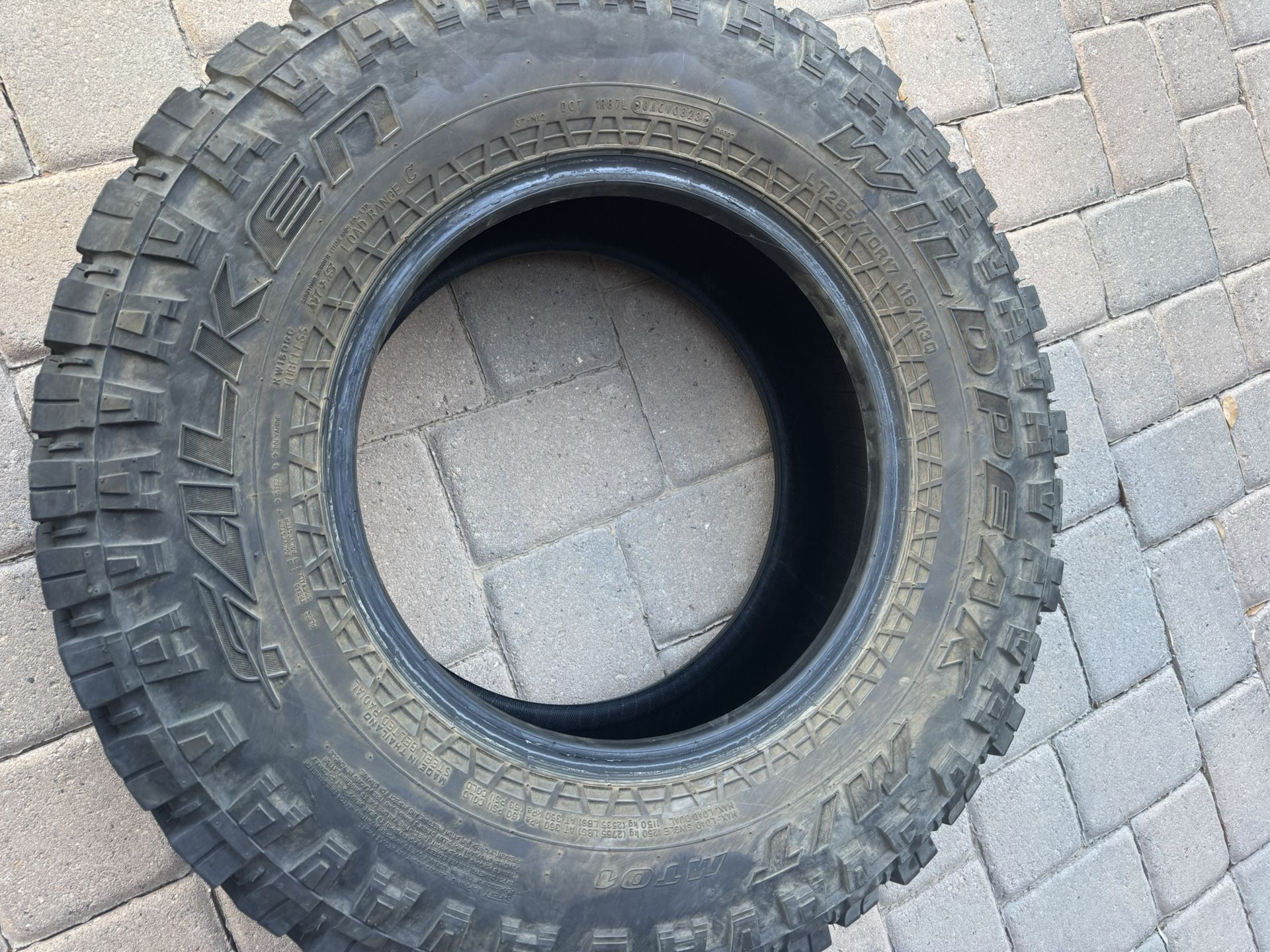 JEEP RUBICON: OEM Tires & Parts