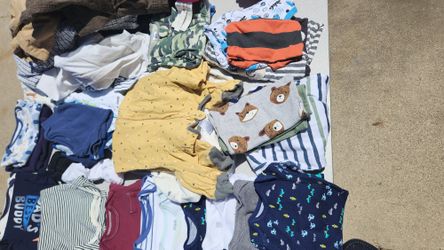 Baby Boy & Girl Clothes 4months+ $2 a Piece 