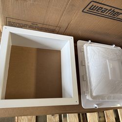 MaxxAir 00-04002K MaxxFan Plus RV Roof Vent w/Thermostat Manual Lift 4 Speed White