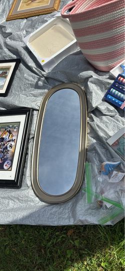Mirror oval