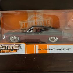1/24 1967 Chevrolet Impala SS