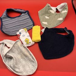 Variety Snap On Baby Boys Bibs And New Washcloths