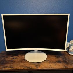 Samsung 27” Curved Monitor