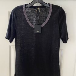 Women’s Shirt - Small - NEW
