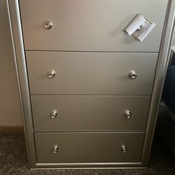 2 Dressers For Sell