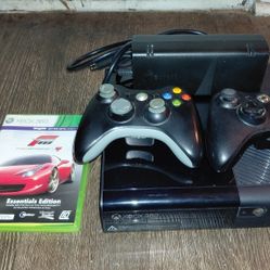 Xbox 360 E CONSOLE 4GB