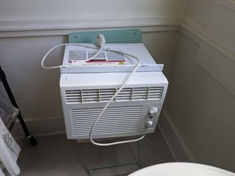 Window AC Unit GE 5000 BTUs