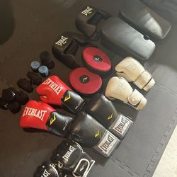 Boxing And MMA Set W/Heavy Bag And Speed Bag