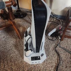 Ps5 Comes With Cooling Stand And Wireless Gaming Headset