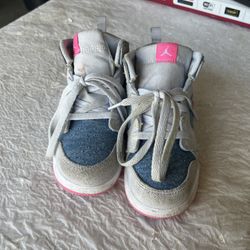 Toddler Jordan Shoes Size 10C – Blue/Gray/Pink