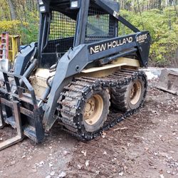 Skidsteer New Holland LX885