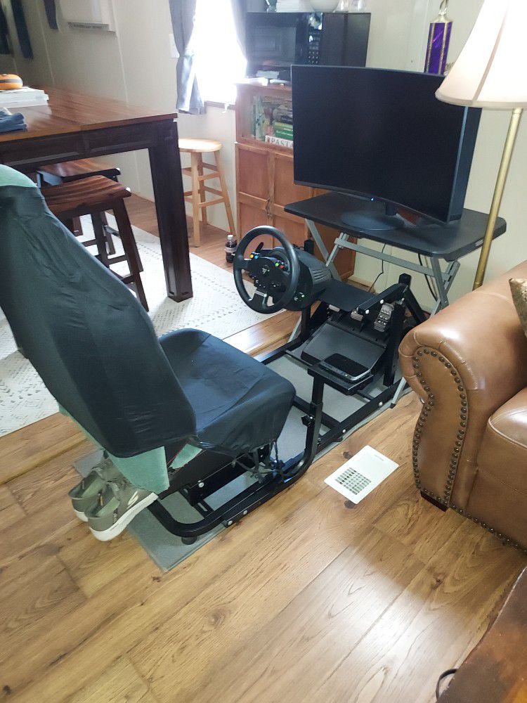 Sims Racing Rig . PICK UP ONLY THRUSTMASTER TMX WHEEL WITH FORCE FEEDBACK AND FOOT  PEDAL S