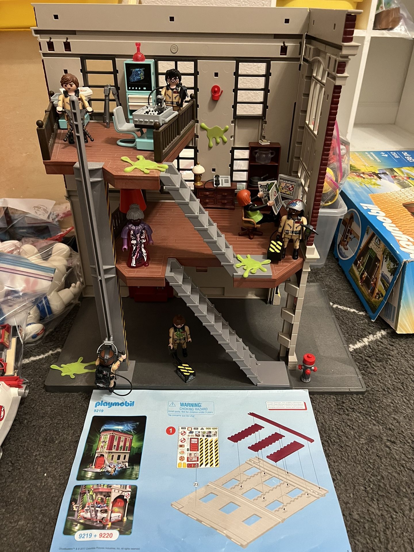 Playmobil Ghostbusters - 6 Full Sets - Firehouse HQ, Stay Playmobil Ghostbusters - 6 Full Sets - Firehouse HQ, Stay