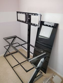 Entertainment center
